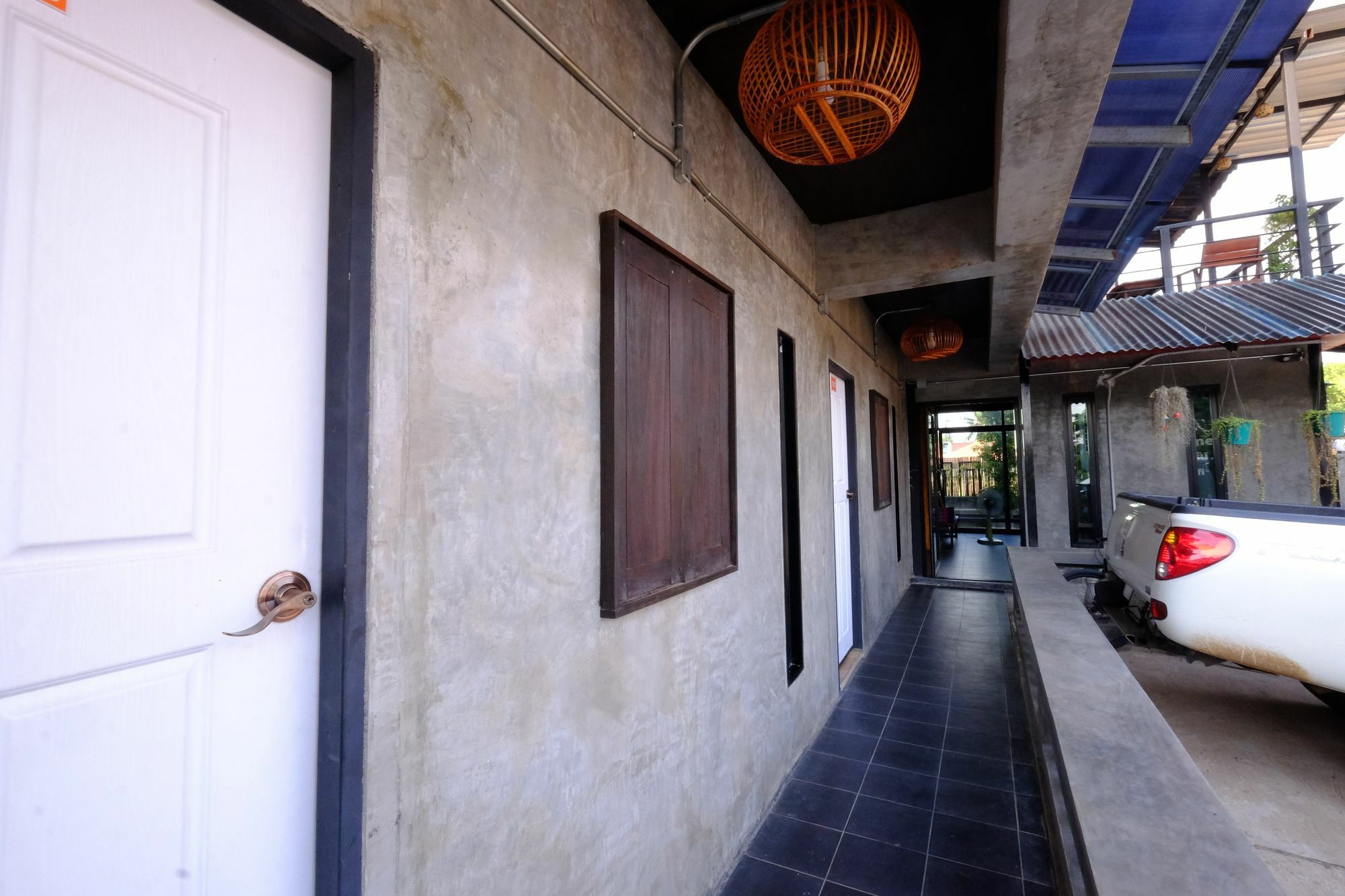 Baantung Homestay Mukdahan Exteriör bild