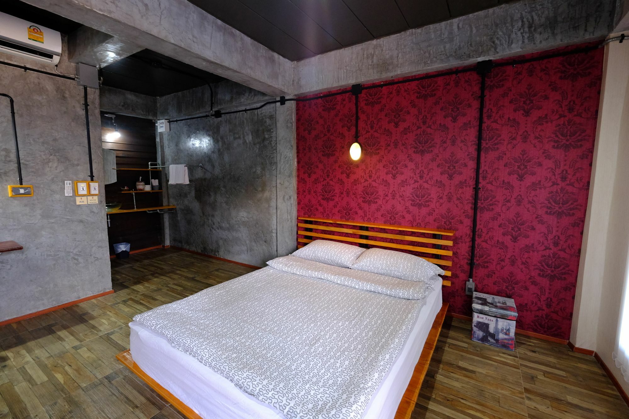 Baantung Homestay Mukdahan Exteriör bild